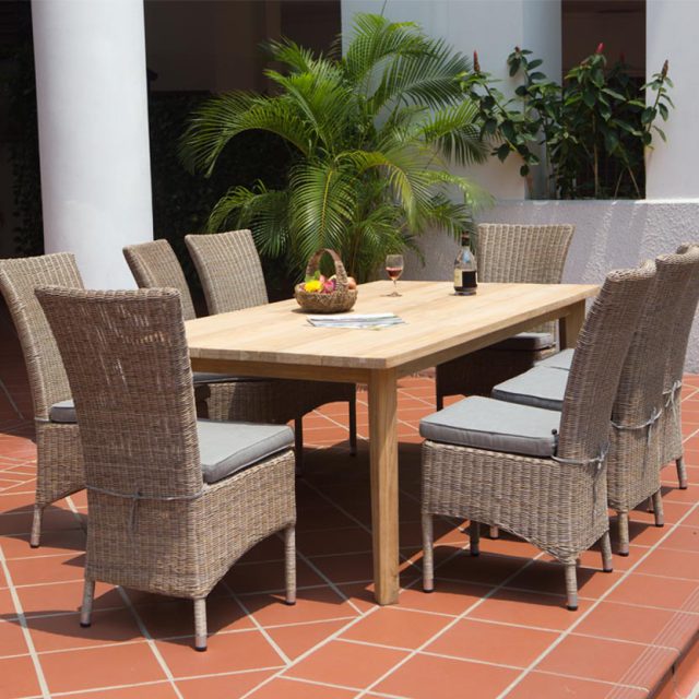 Địa điểm bán bàn ghế nhựa giả mây TPHCM uy tín, chất lượng