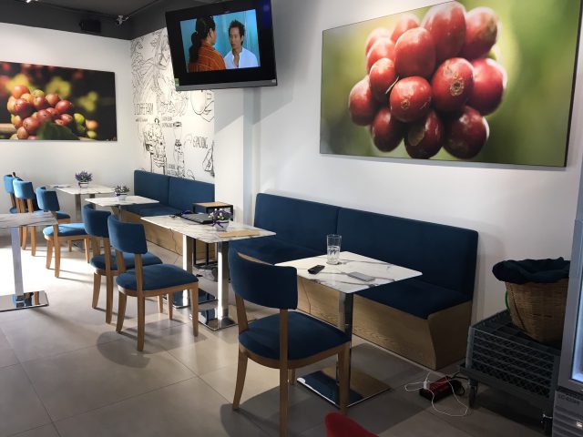 Bàn ghế cà phê và những tiêu chí lựa chọn không thể quên