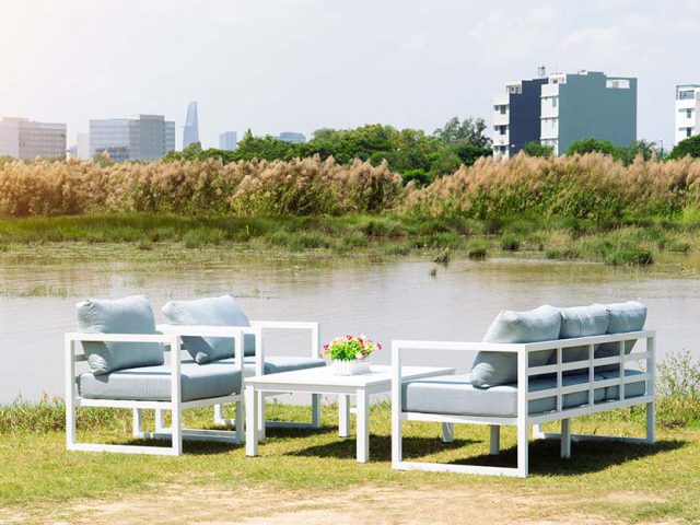 Cập nhật các mẫu bàn ghế ngoài trời hiện đại năm 2023